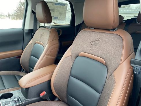 New 2025 Ford Bronco Sport Outer Banks w/ Sasquatch Outer Banks Package image 12