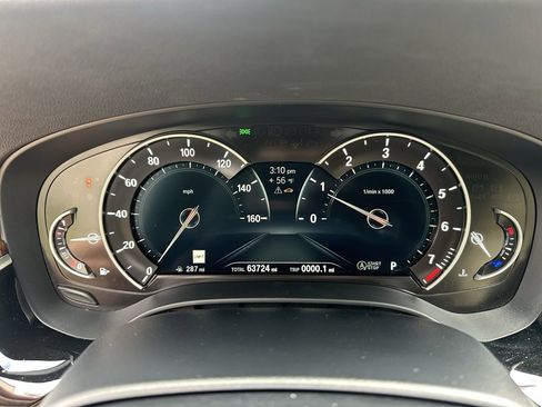 Used 2019 BMW 530i xDrive w/ Convenience Package image 19