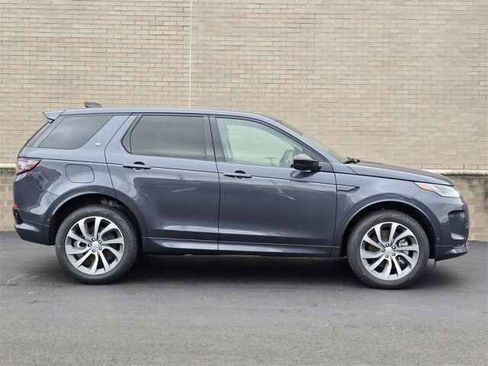 New 2025 Land Rover Discovery Sport S image 34