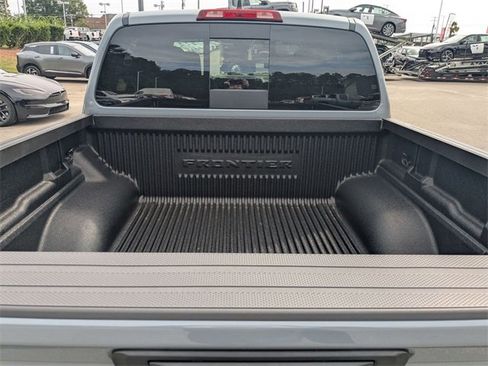 New 2026 Nissan Frontier SV image 29