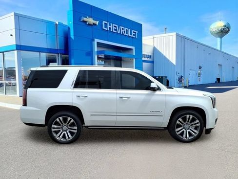 Used 2019 GMC Yukon Denali w/ Denali Ultimate Package AWD/4WD image 2