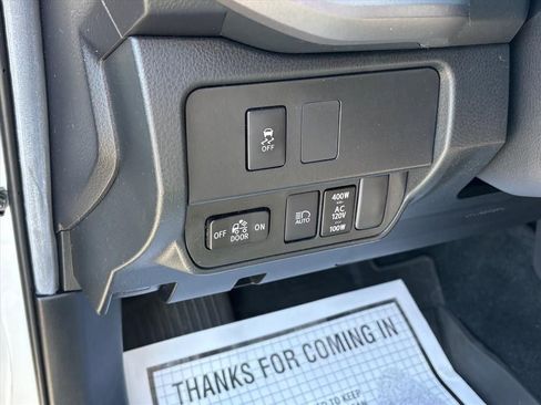 Used 2022 Toyota Tacoma TRD Sport AWD/4WD image 8