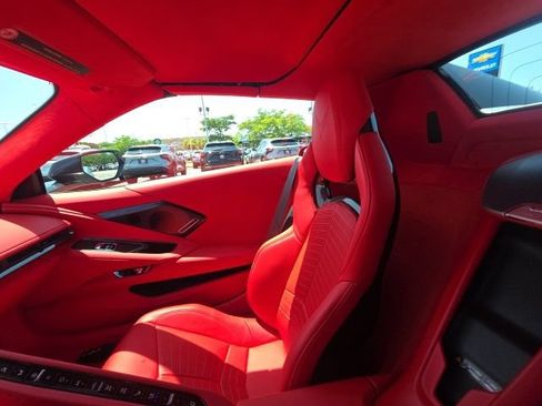 Used 2023 Chevrolet Corvette Stingray Premium Conv w/ Z51 Performance Package RWD image 23