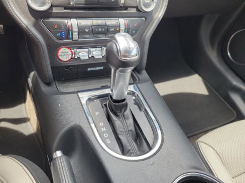 Used 2017 Ford Mustang Premium RWD image 29