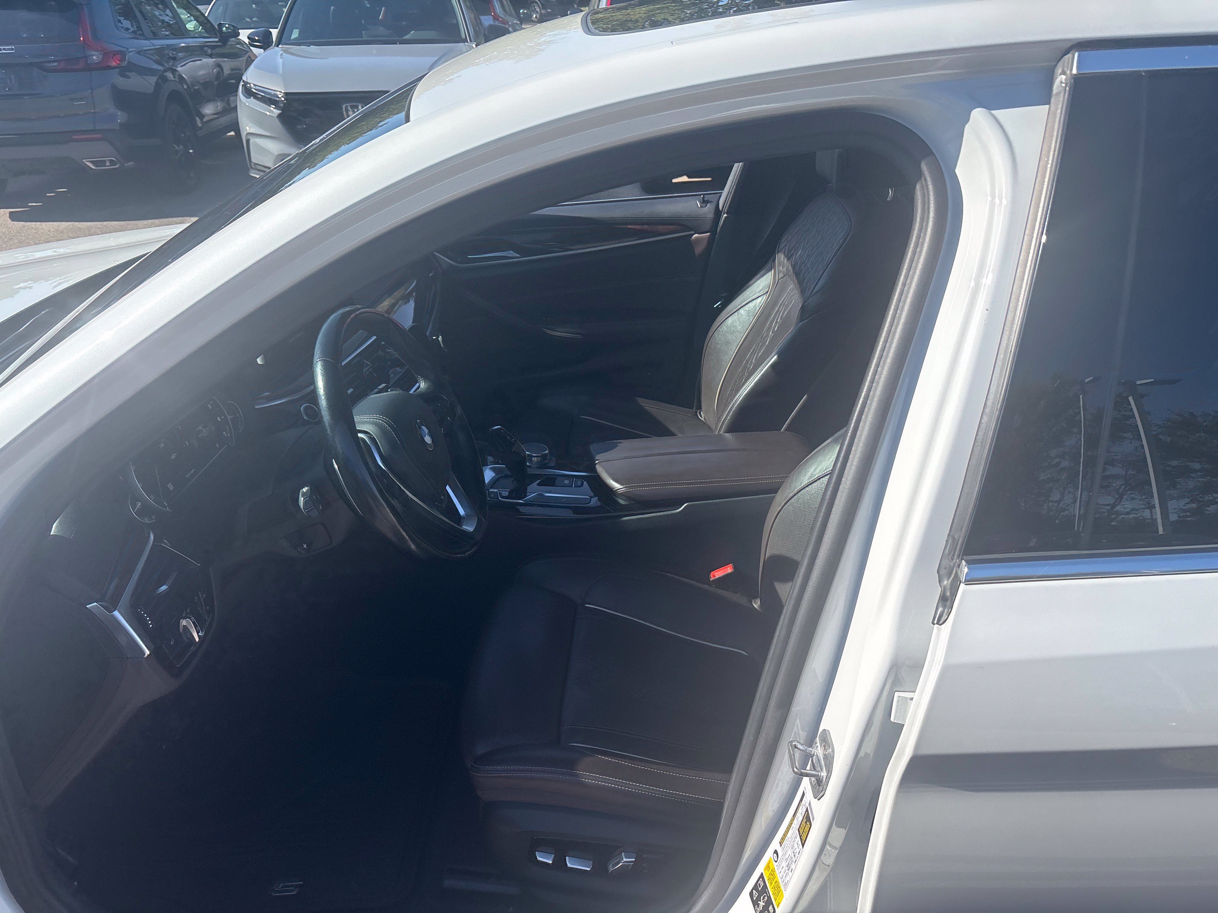 Used 2018 BMW 530i xDrive AWD/4WD image 8