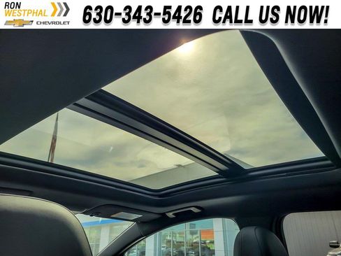 New 2026 Chevrolet Equinox EV LT image 11