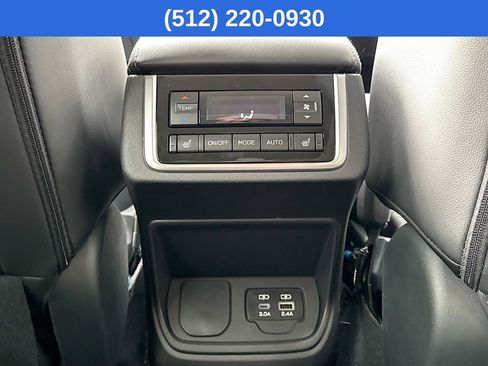 New 2026 Subaru Ascent Limited image 32