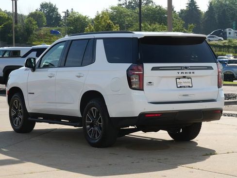 Used 2022 Chevrolet Tahoe Z71 w/ Luxury Package AWD/4WD image 5