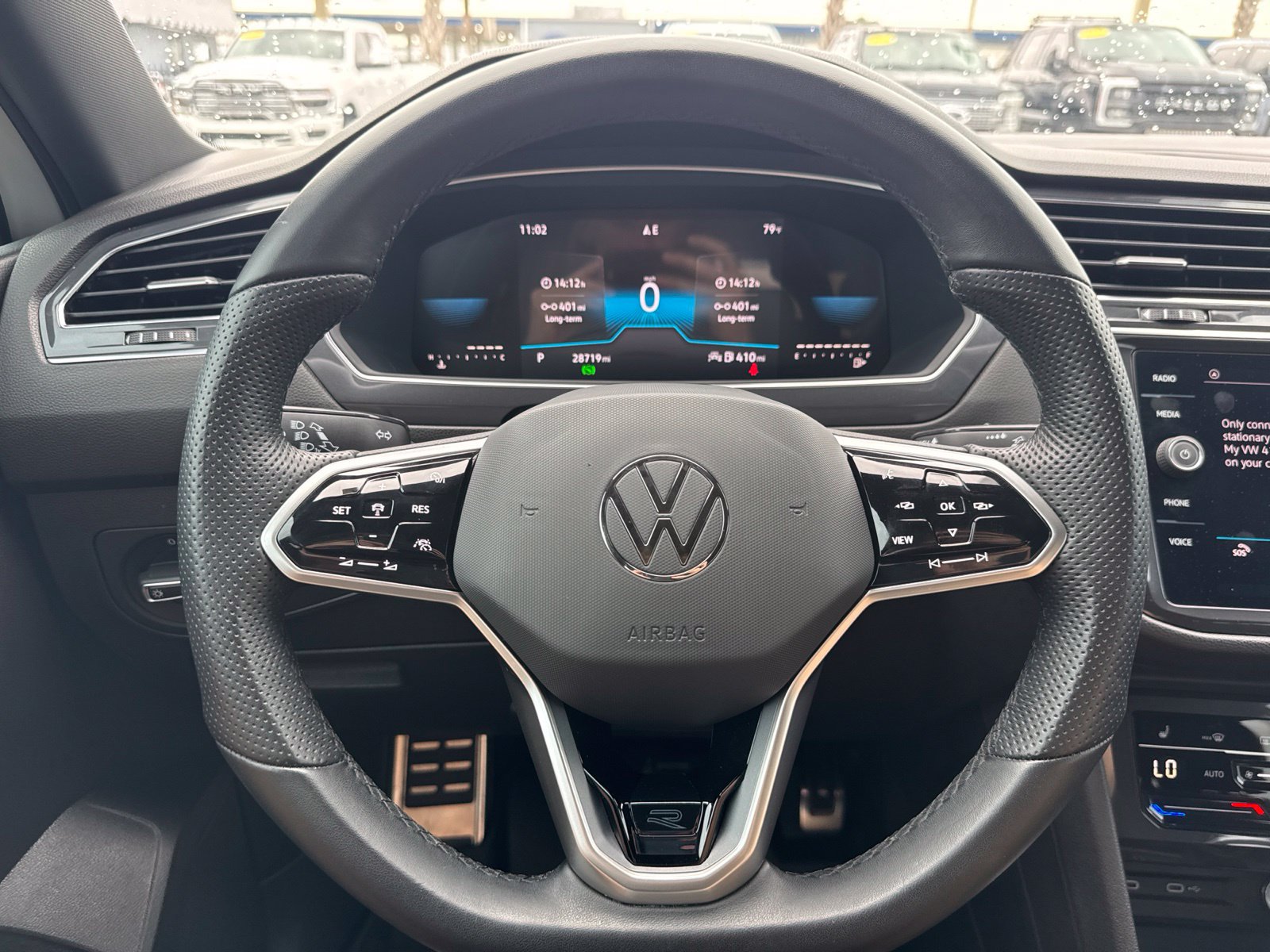 Used 2023 Volkswagen Tiguan SE R-Line FWD image 18