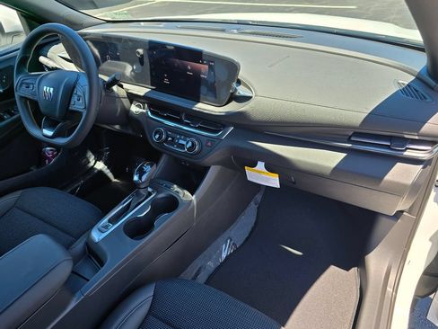 New 2026 Buick Envista Preferred FWD image 27