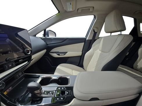 Used 2025 Lexus NX 450h+ AWD w/ Accessory Package (2T) image 11