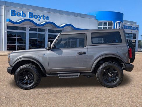 Used 2024 Ford Bronco Black Diamond image 2