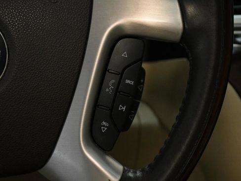 Used 2009 Cadillac Escalade EXT AWD/4WD image 22