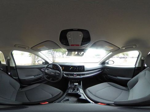 Used 2025 Kia K4 FWD image 42