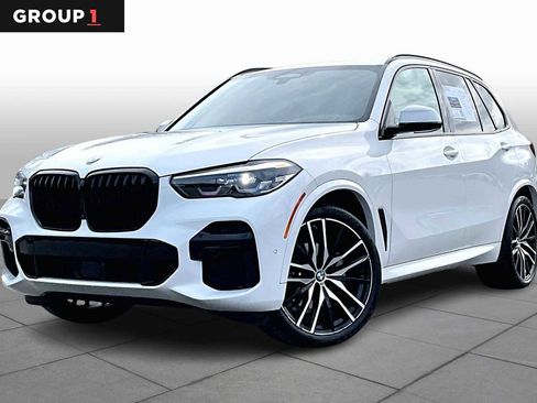 Used 2023 BMW X5 xDrive40i w/ M Sport Package image 1