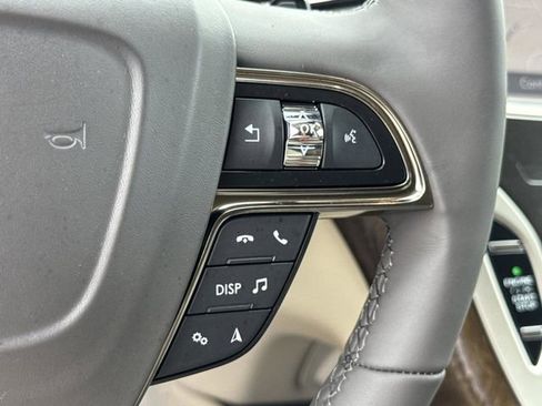 Used 2019 Lincoln Nautilus Reserve AWD/4WD image 43