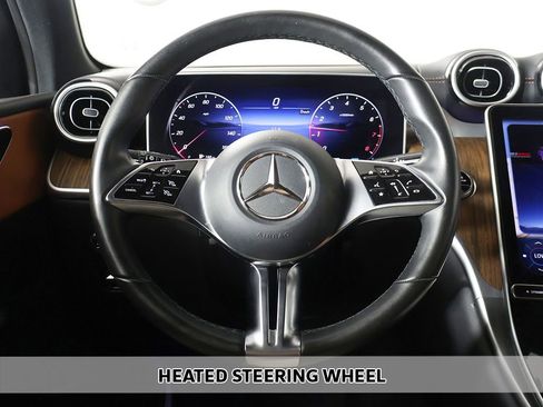 Used 2025 Mercedes-Benz GLC 300 4MATIC image 8