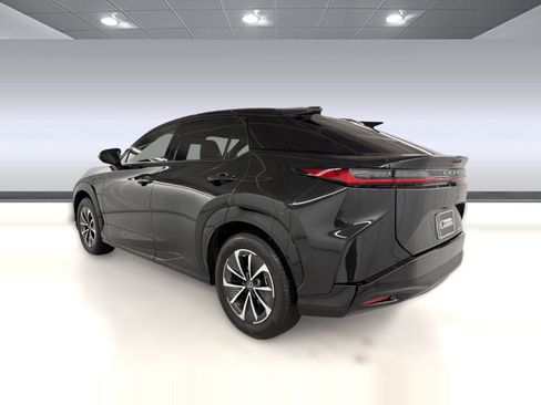 Used 2024 Lexus RZ 300e Premium FWD image 3