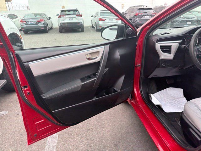 Used 2014 Toyota Corolla LE FWD image 14