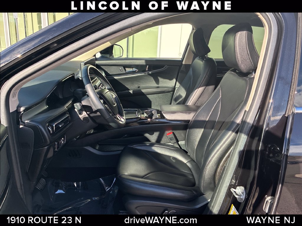 Certified 2023 Lincoln Nautilus AWD w/ Premium Package image 12