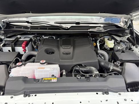 New 2026 Toyota Tundra SR5 AWD/4WD image 20