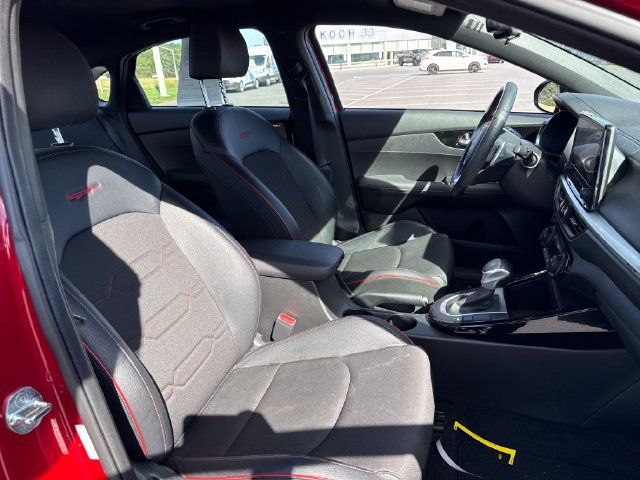 Used 2022 Kia Forte GT FWD image 13