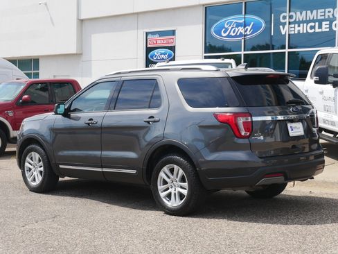 Used 2019 Ford Explorer XLT w/ Class III Trailer Tow Package AWD/4WD image 27