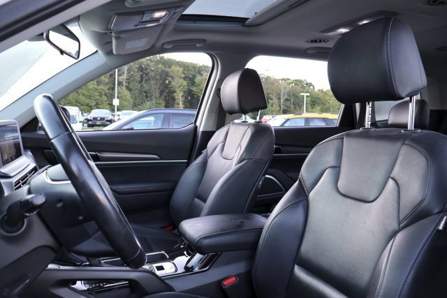 Used 2022 Kia Telluride S AWD/4WD image 11