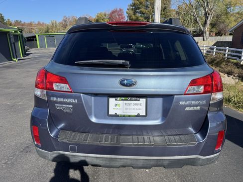 Used 2014 Subaru Outback 2.5i Limited AWD/4WD image 5