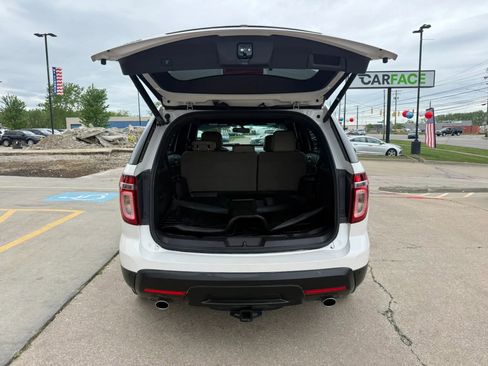Used 2015 Ford Explorer Limited w/ Equipment Group 301A AWD/4WD image 12