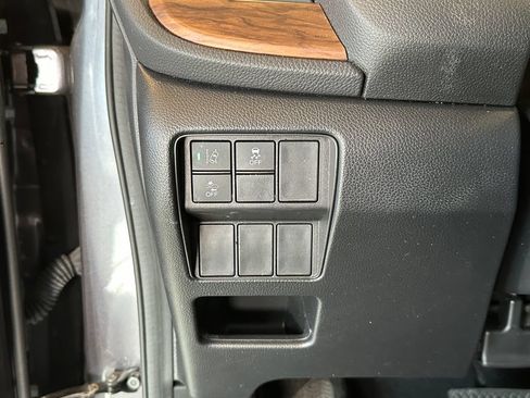 Used 2019 Honda CR-V EX image 18