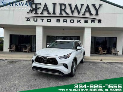 Used 2023 Toyota Highlander Platinum