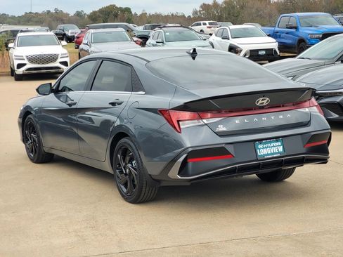 New 2026 Hyundai Elantra SEL Sport Premium FWD image 3