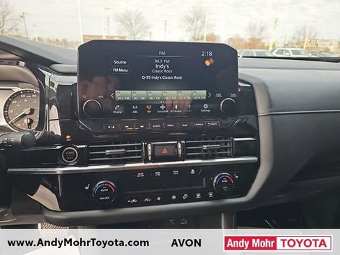 Used 2023 Nissan Pathfinder SL image 20