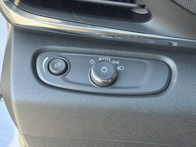 New 2026 Buick Envista Sport Touring w/ Convenience I Package FWD image 30