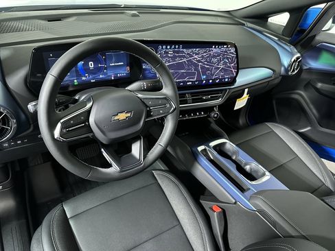 New 2026 Chevrolet Equinox EV LT image 75