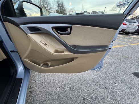 Used 2012 Hyundai Elantra GLS w/ Preferred Pkg 3 image 37