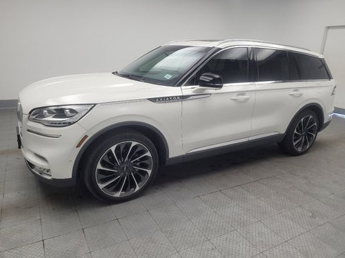 Used 2020 Lincoln Aviator Reserve w/ Equipment Group 202A AWD/4WD image 2