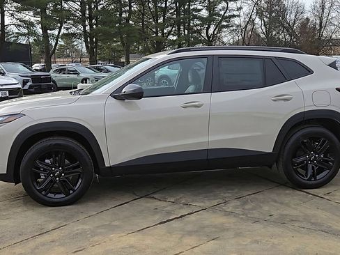 New 2026 Chevrolet Trax ACTIV w/ Driver Confidence Package image 9