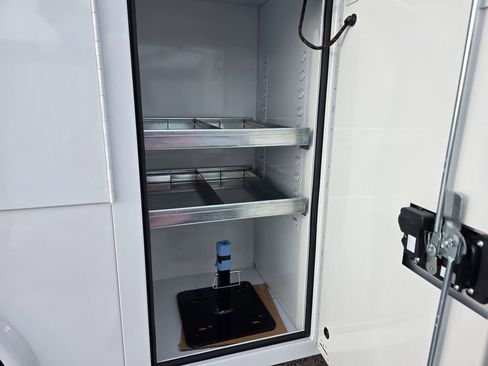 New 2026 Ford F550 4x4 Supercab Super Duty image 39