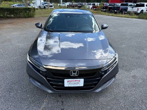 Used 2019 Honda Accord Sport image 2