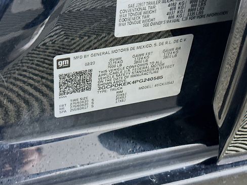 Used 2023 Chevrolet Silverado 1500 LT image 12