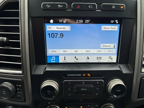 Used 2018 Ford F150 Raptor w/ Equipment Group 802A Luxury image 22