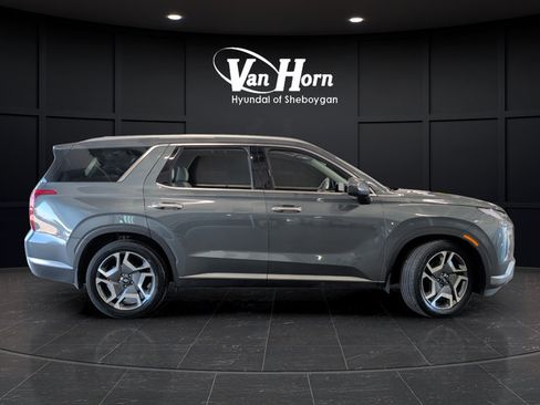 Used 2023 Hyundai Palisade Limited w/ Cargo Package FWD image 8
