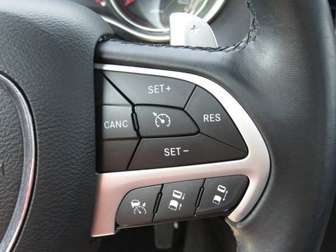 Used 2015 Dodge Charger R/T w/ Premium Group RWD image 22
