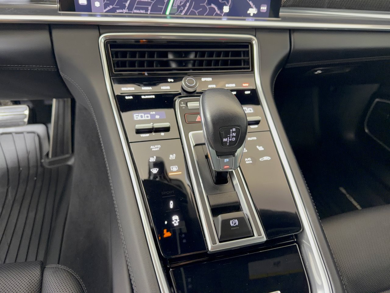 Certified 2023 Porsche Panamera GTS AWD/4WD image 25