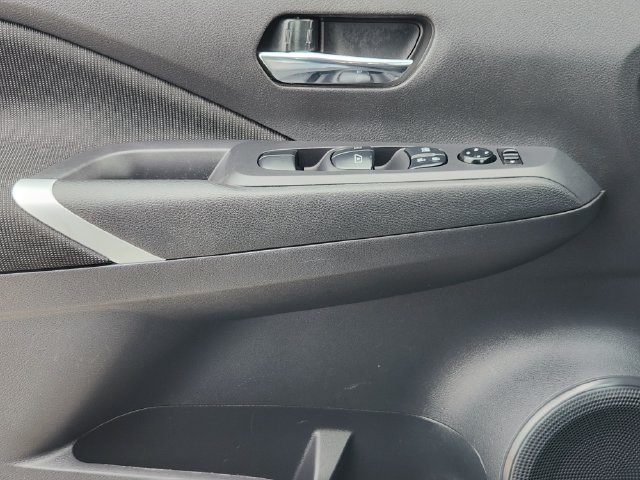 Used 2024 Nissan Kicks SV FWD image 23