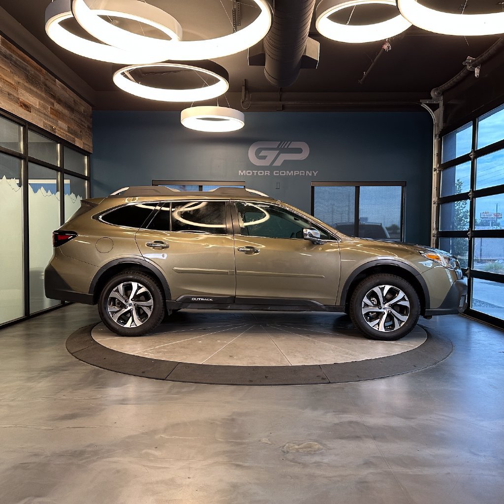 Used 2021 Subaru Outback Touring AWD/4WD image 2