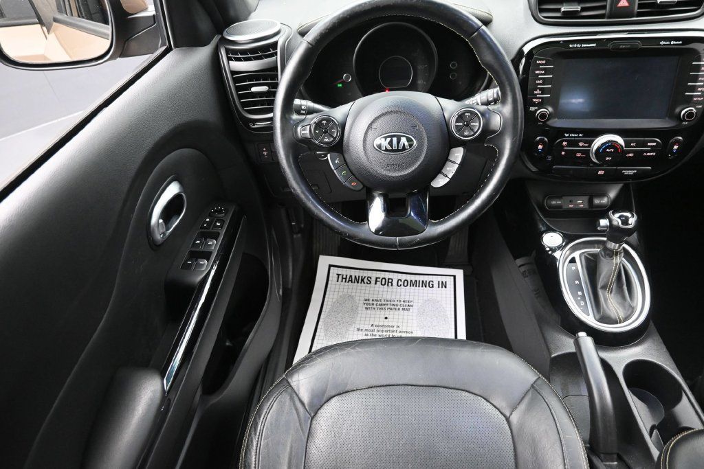 Used 2015 Kia Soul + w/ Primo Package FWD image 15