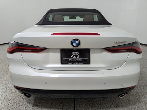 Used 2025 BMW 430i Convertible RWD image 6
